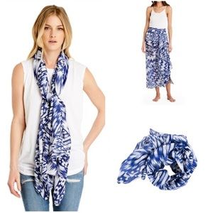Blue multi use wrap